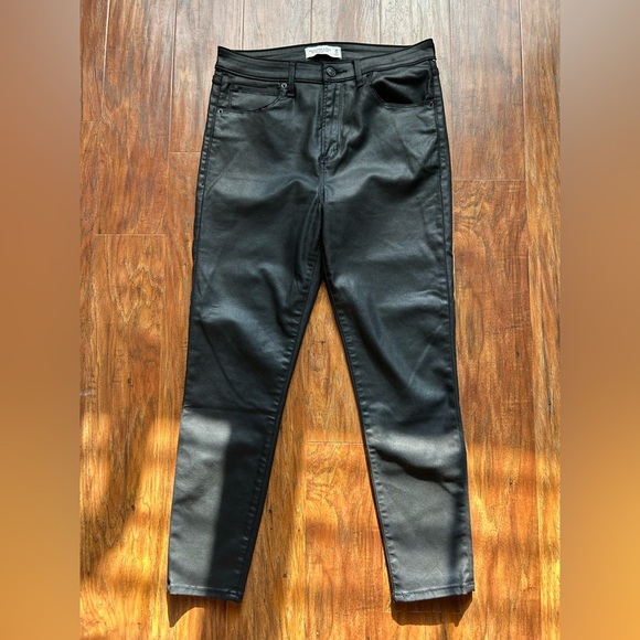 Abercrombie & Fitch Black Jeans Women’s Size 10 - Picture 1 of 10